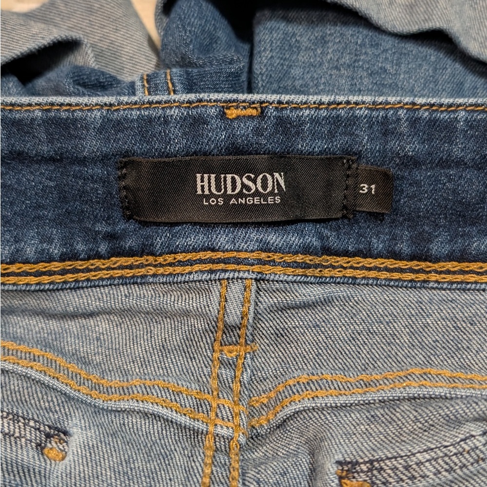 Hudson Women’s Croxley Jean Short Shorts Size 31 - Picture 3 of 4